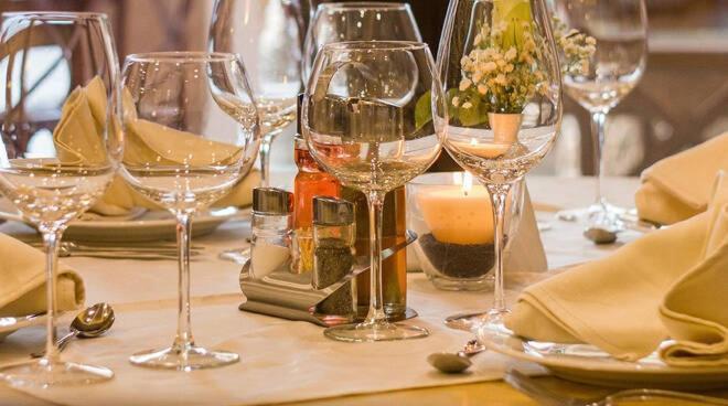 Hotel Half Moon Airport Restaurant Rimini Exterior photo