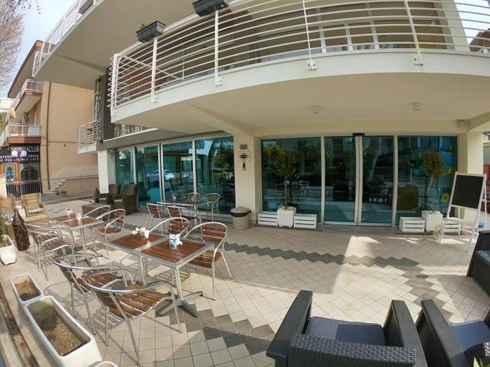 Hotel Half Moon Airport Restaurant Rimini Exterior photo